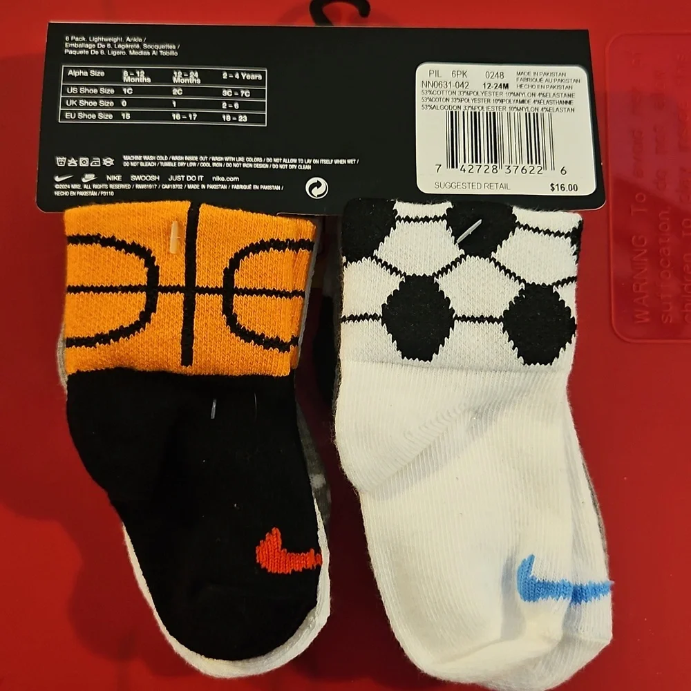 NIKE BABY SOCKS 6 PAIR PACK: NEW WITH TAGS: SIZE 12-24 MTH